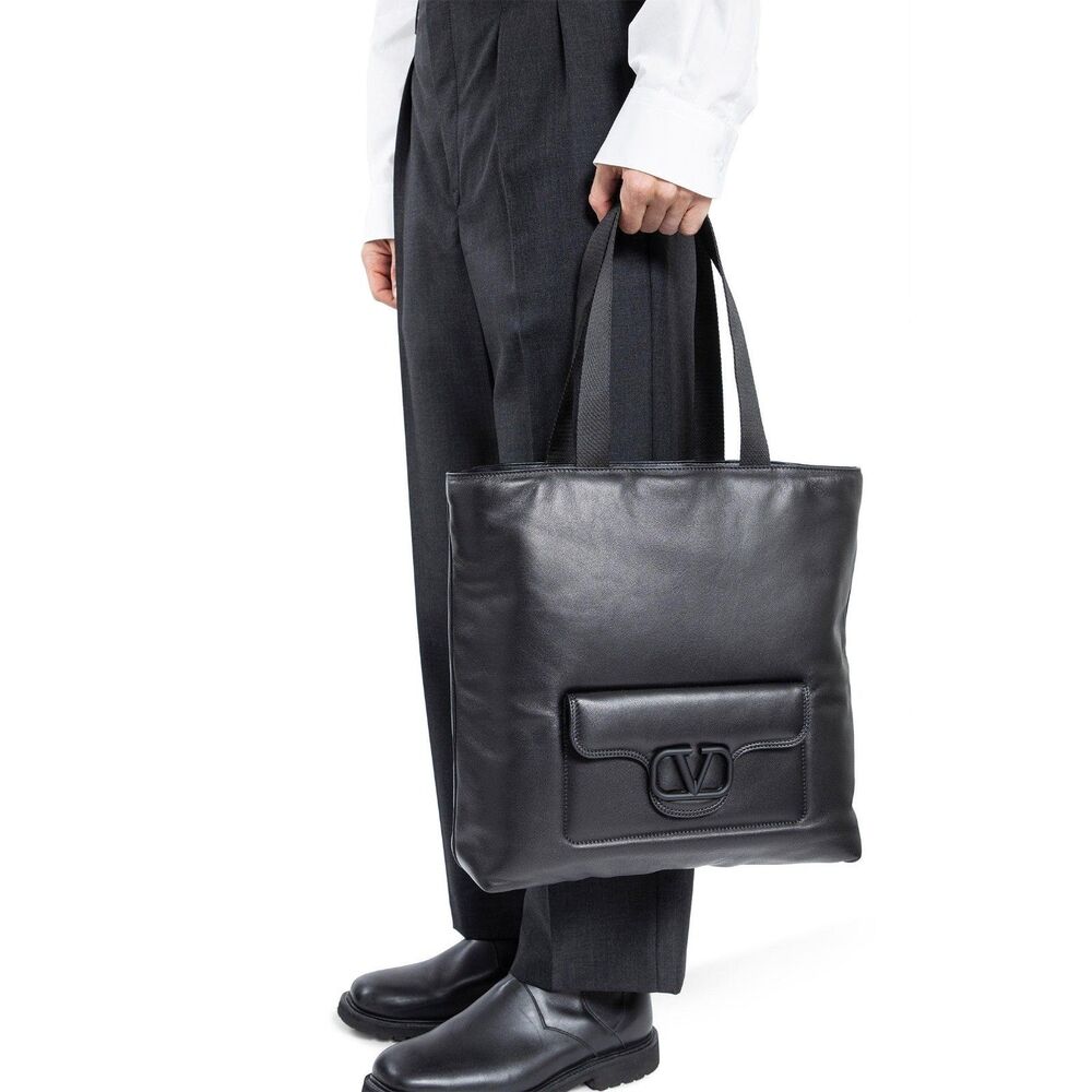 VALENTINO GARAVANI Mens Black Nappa Leather Tote V Logo Plaque Top Handle $2595